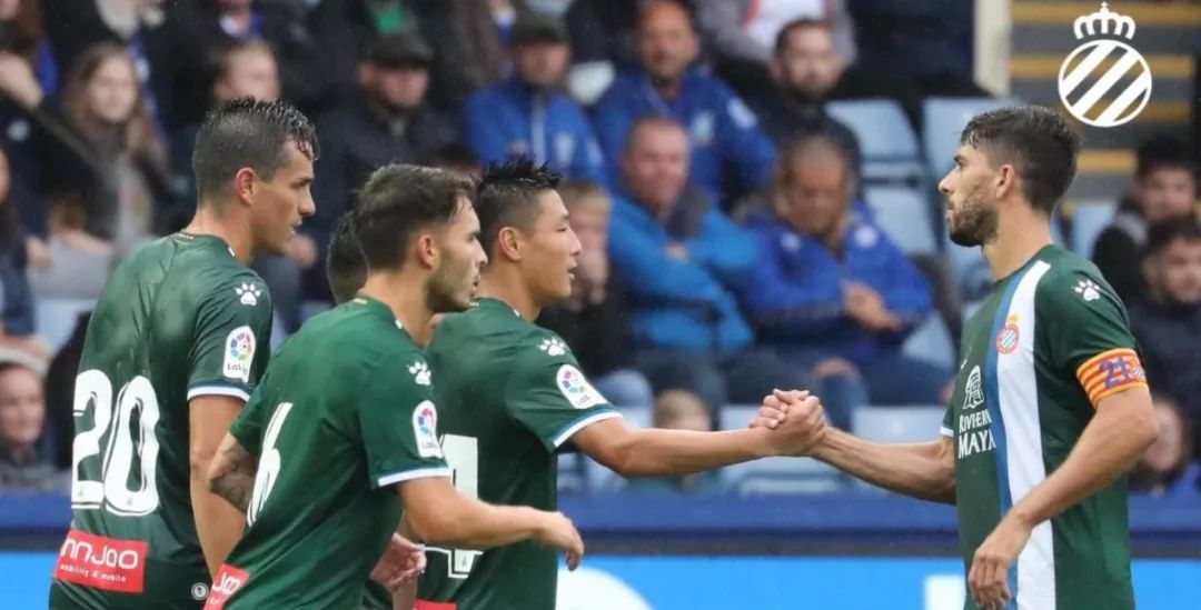  曼城青训小将救主，替补绝平阿森纳  