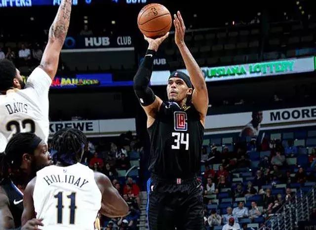  热火巴特勒休战 阿德巴约空砍30+15  