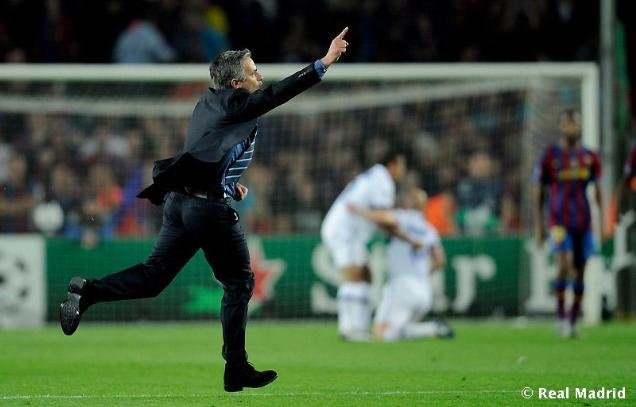  迪巴拉任意球制胜，罗马重返欧冠区  